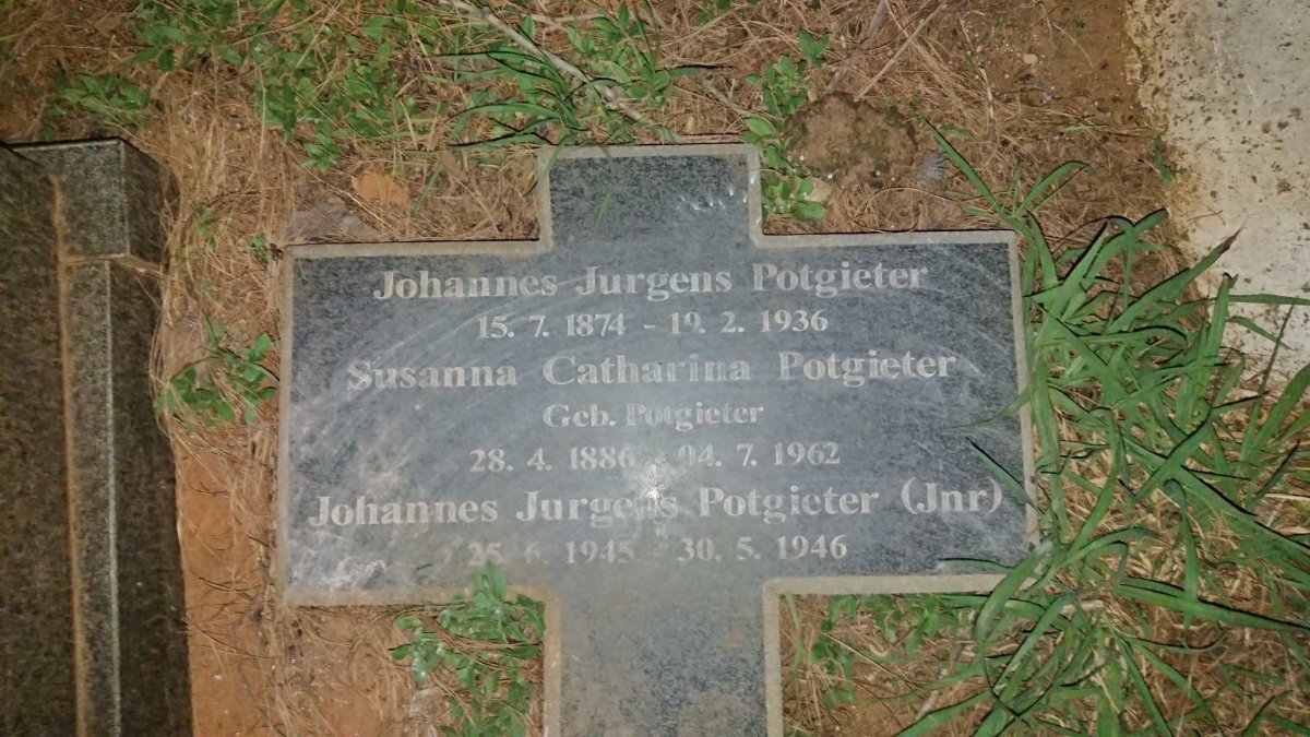 POTGIETER Johannes Jurgens 1874-1936 :: Susanna Catharina 1886-1962 :: POTGIETER Johannes Jurgens Jr. 1945-1946