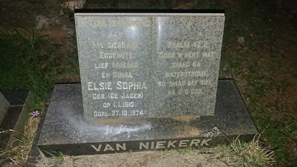 NIEKERK Elsie Sophia, van nee DE JAGER 1910-1974
