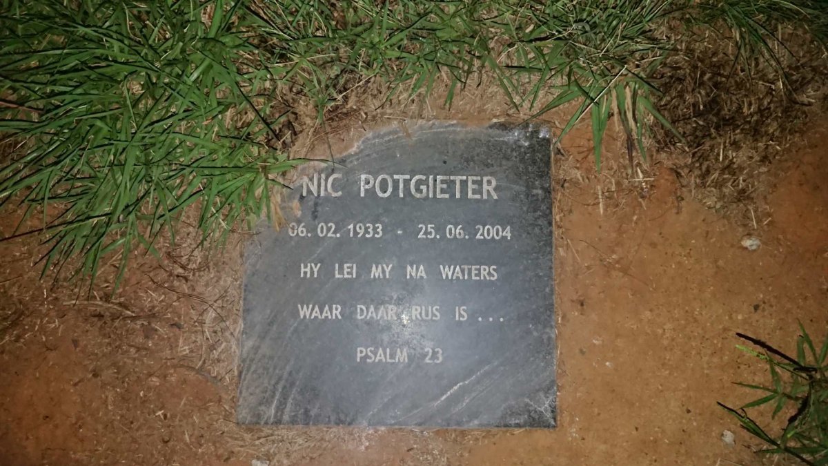 POTGIETER Nic 1933-2004