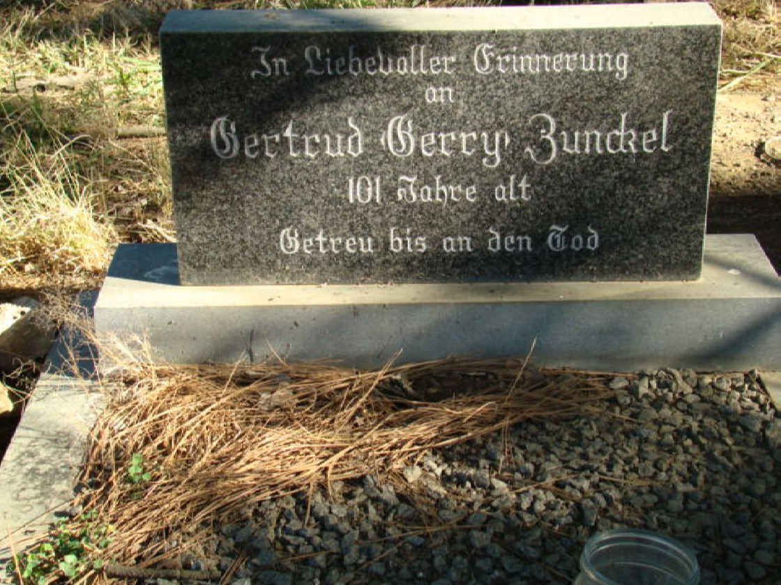 ZUNCKEL Gertud