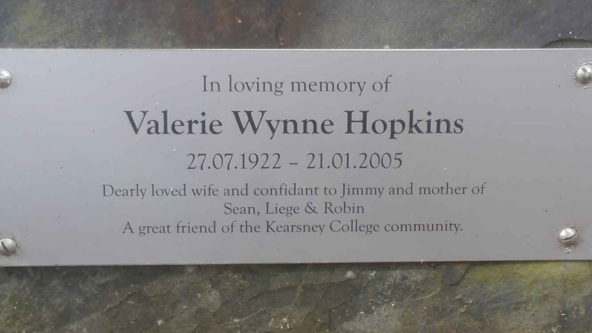 HOPKINS Valerie Wynne 1922-2005