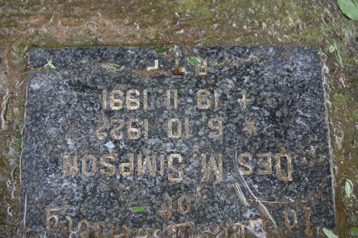 SIMPSON Des M. 1922-1991