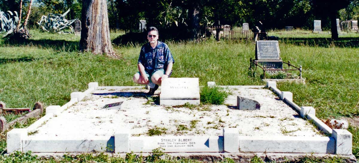1. Overview of gravesite