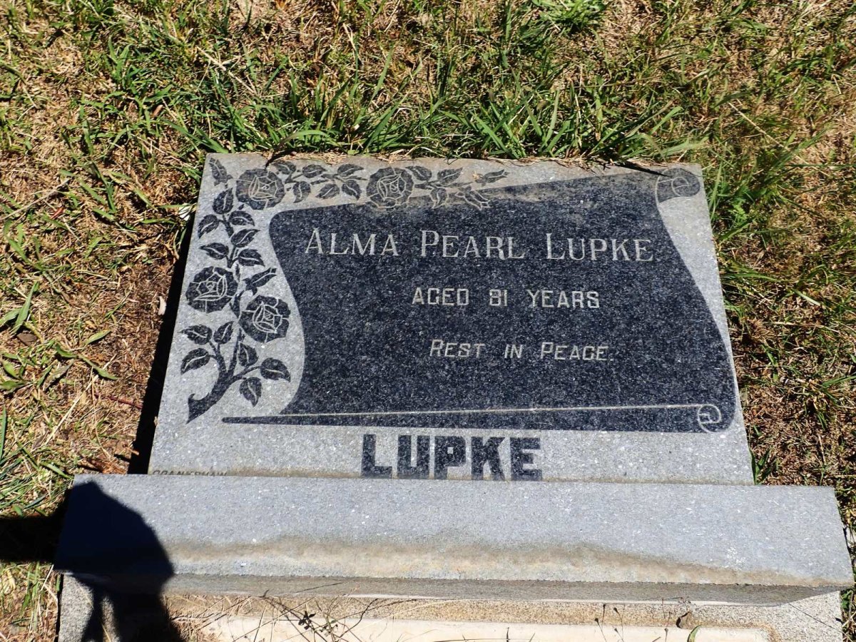 LUPKE Alma Pearl