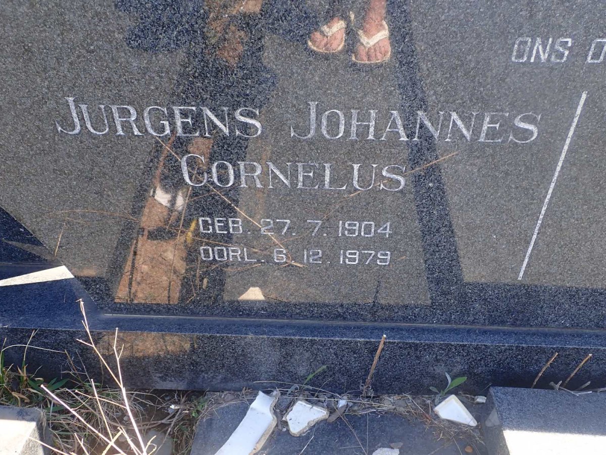 COETZEE Jurgens Johannes Cornelus 1904-1979 &amp; Susanna Maria 1898-1984