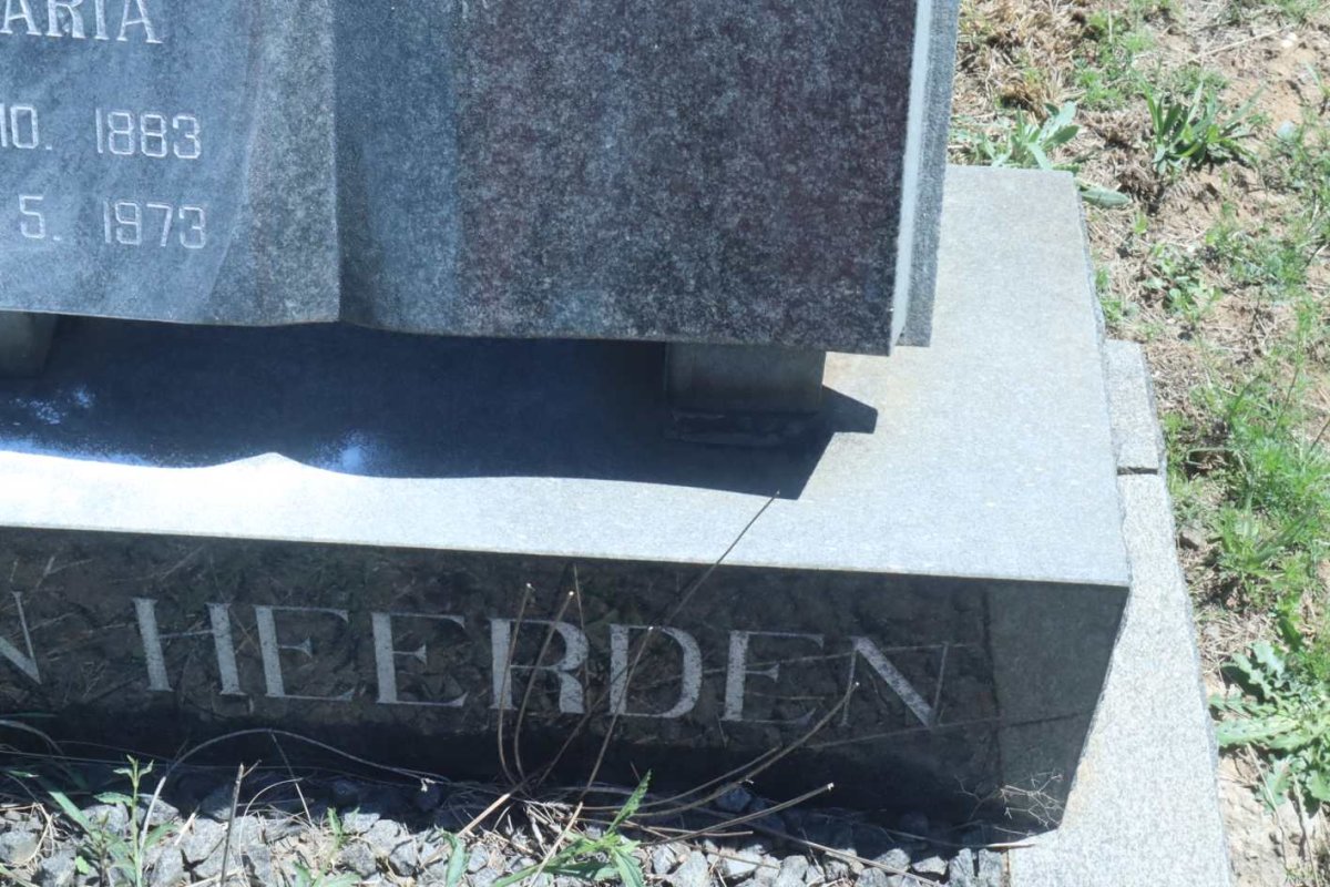 HEERDEN Louisa Maria, van 1883-1973