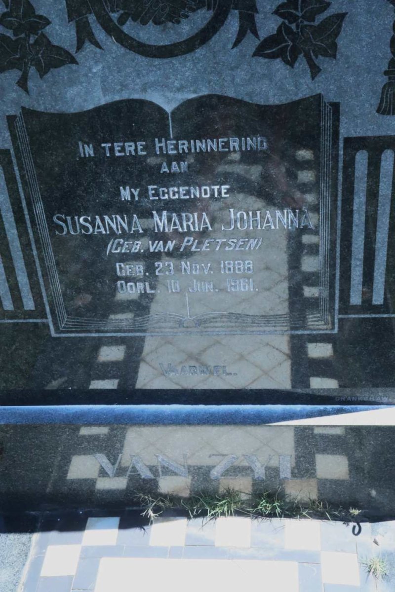 ZYL Jan Abraham, van 1862-1962 &amp; Susanna Maria Johanna VAN PLETSEN 1888-1961