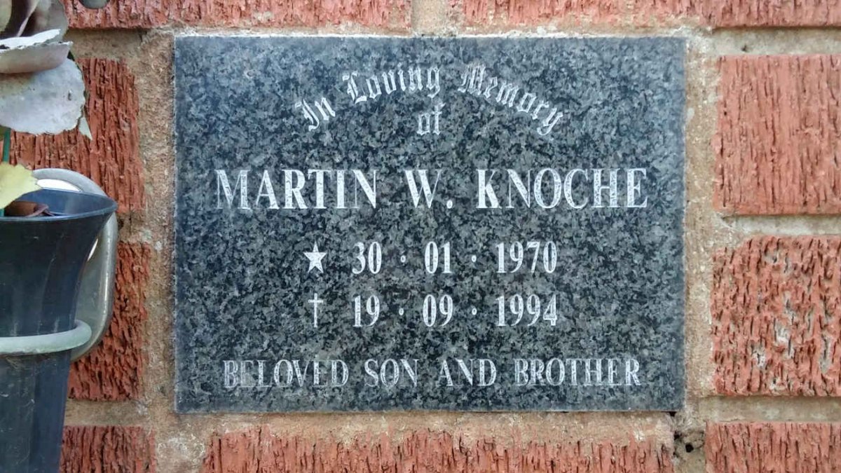 KNOCHE Martin W. 1970-1994
