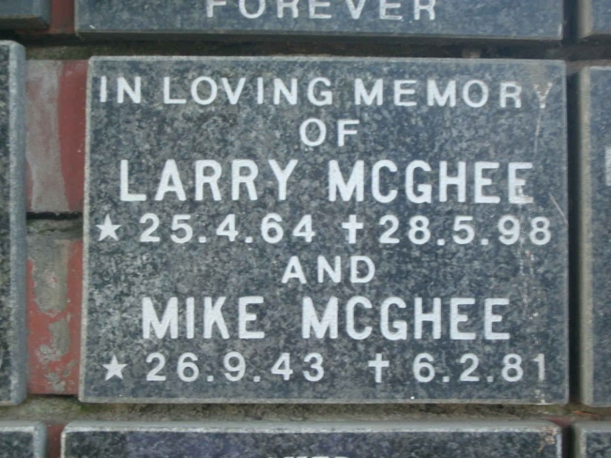 McGHEE Larry 1964-1998 :: McGHEE Mike 1943-1981