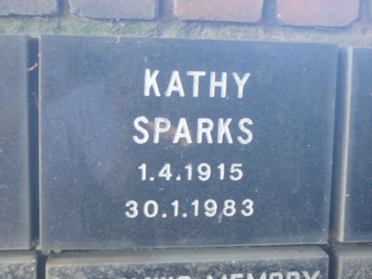 SPARKS Kathy 1915-1983