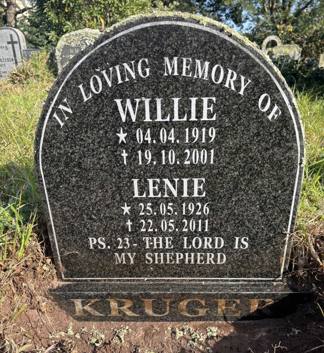 KRUGER Willie 1919-2001 & Lenie 1926-2011