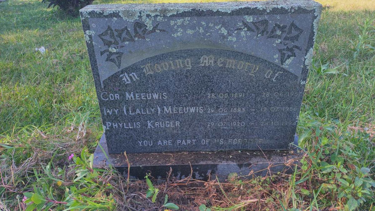 MEEUWIS Cor. 1891-1957 :: MEEUWIS Ivy 1893-1965 :: KRUGER Phyllis 1920-1994