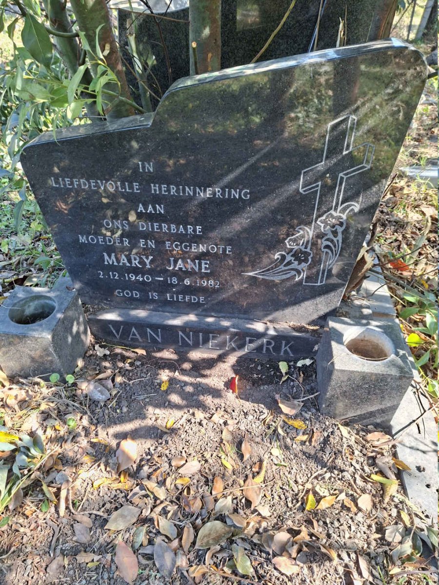 NIEKERK Mary Jane, van 1940-1982