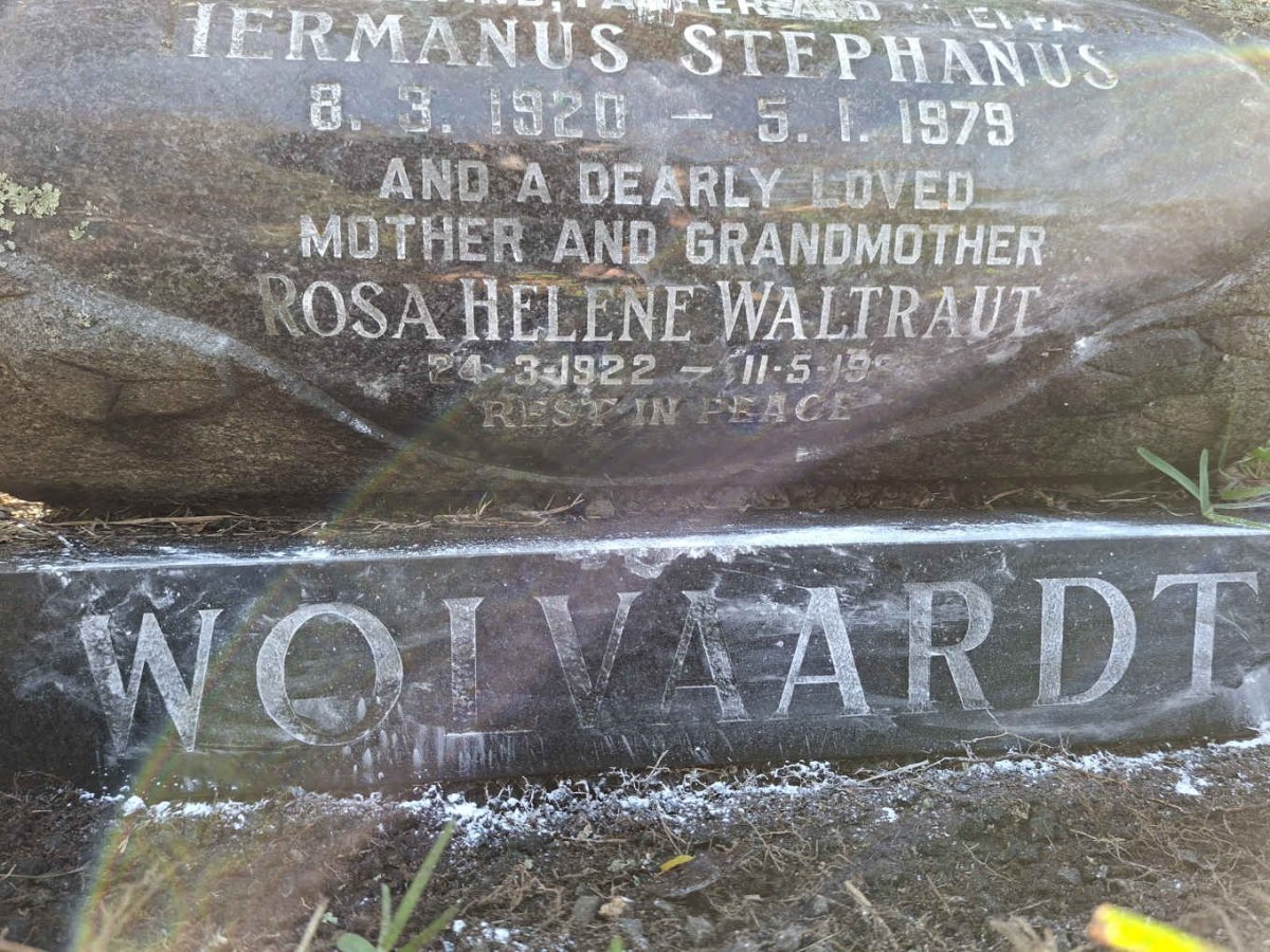 WOLVAARDT Hermanus Stephanus 1920-1979 & Rosa Helene Waltraut 1922-1986_2