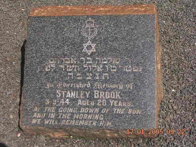 BROOK Stanley -1944