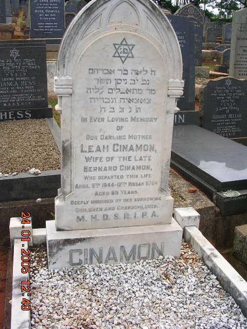 CINAMON Leah -1944
