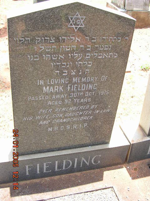 FIELDING Mark -1975