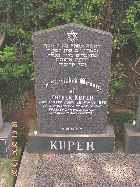 KUPER Esther -1975