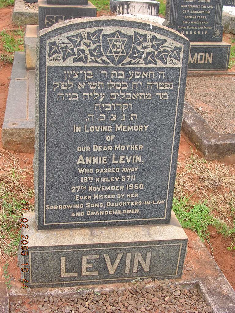 LEVIN Annie -1950