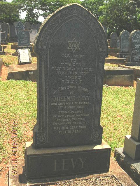 LEVY Queenie -1950