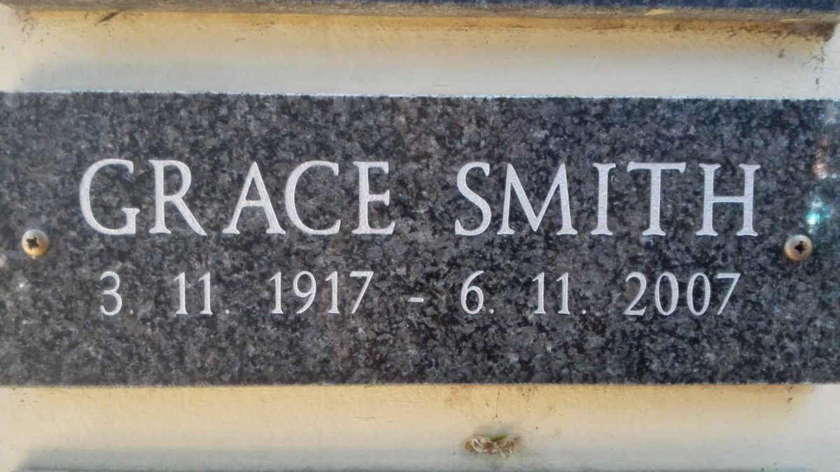 SMITH Grace 1917-2007