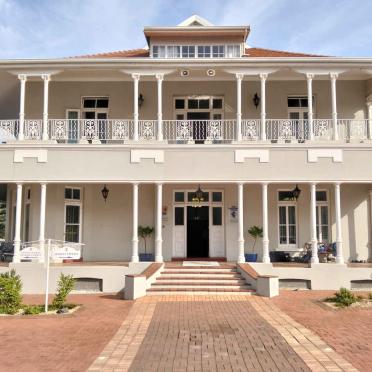 Kwazulu-Natal, DURBAN, Glenwood, St. Henry's Marist College, Memorials