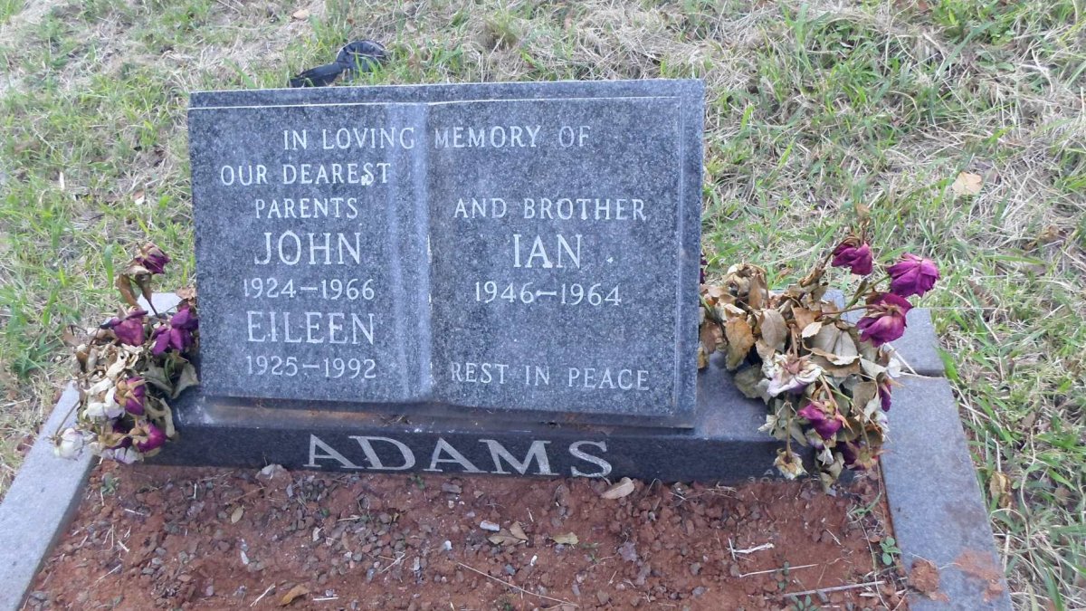 ADAMS John 1924-1966 &amp; Eileen 1925-1992 :: ADAMS Ian 1946-1964