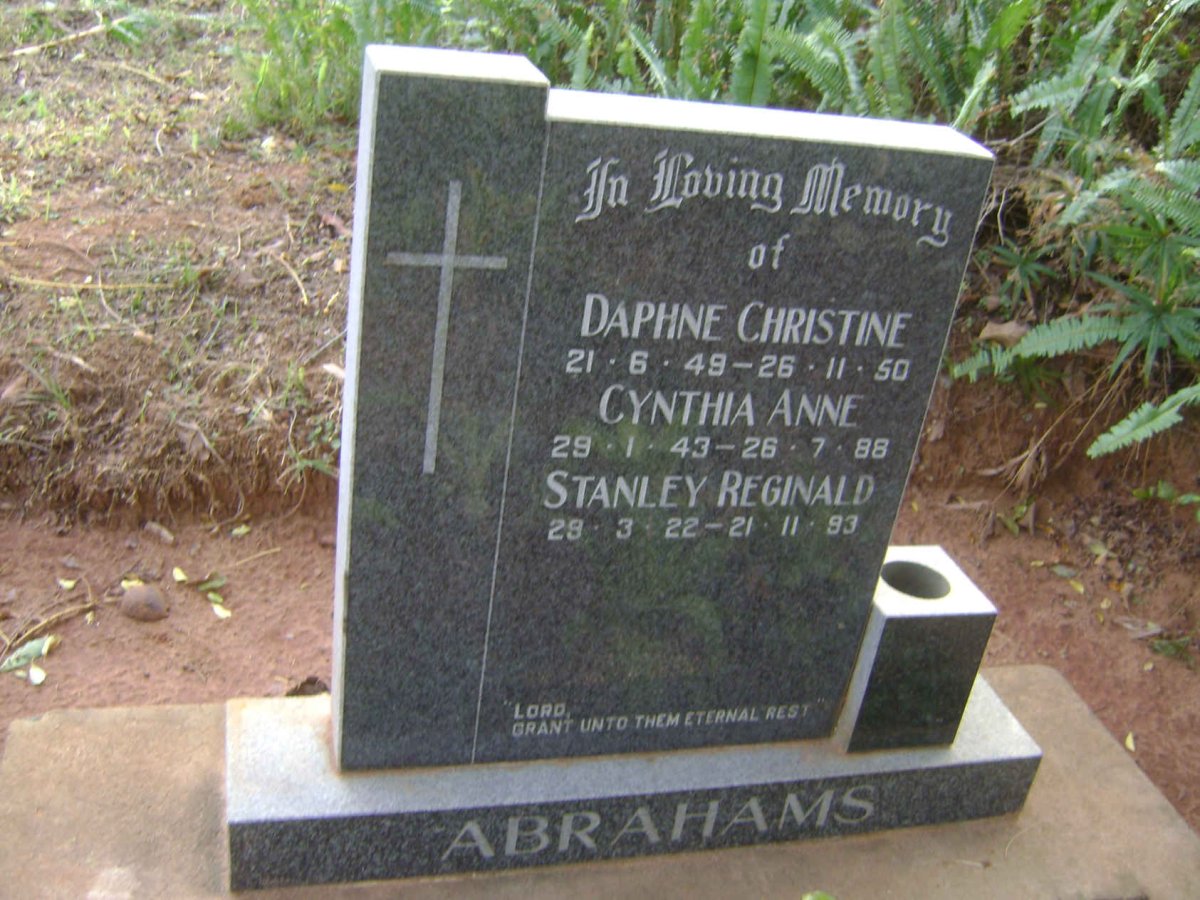 ABRAHAMS Stanley Reginald 1922-1993 :: ABRAHAMS Cynthia Anne 1943-1988 :: ABRAHAMS Daphne Christine 1949-1950
