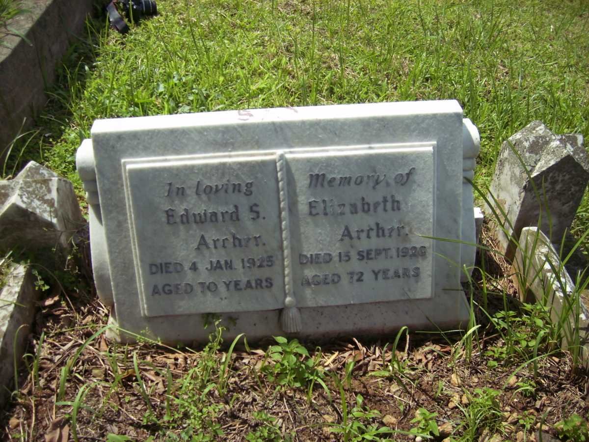 ARCHER Edward S. -1925 &amp; Elizabeth -1929