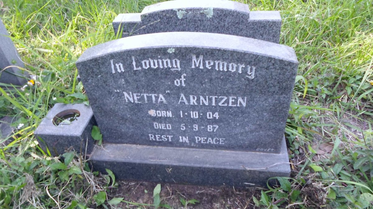 ARNTZEN Netta 1904-1987