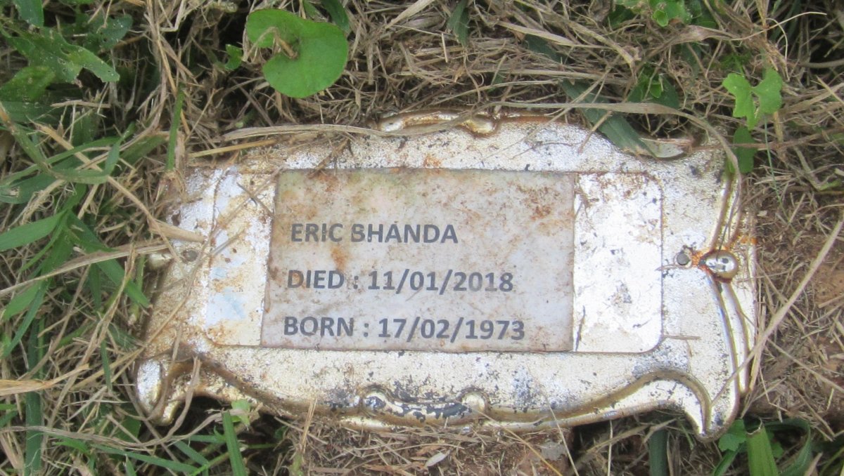 BHANDA Eric 1973-2018