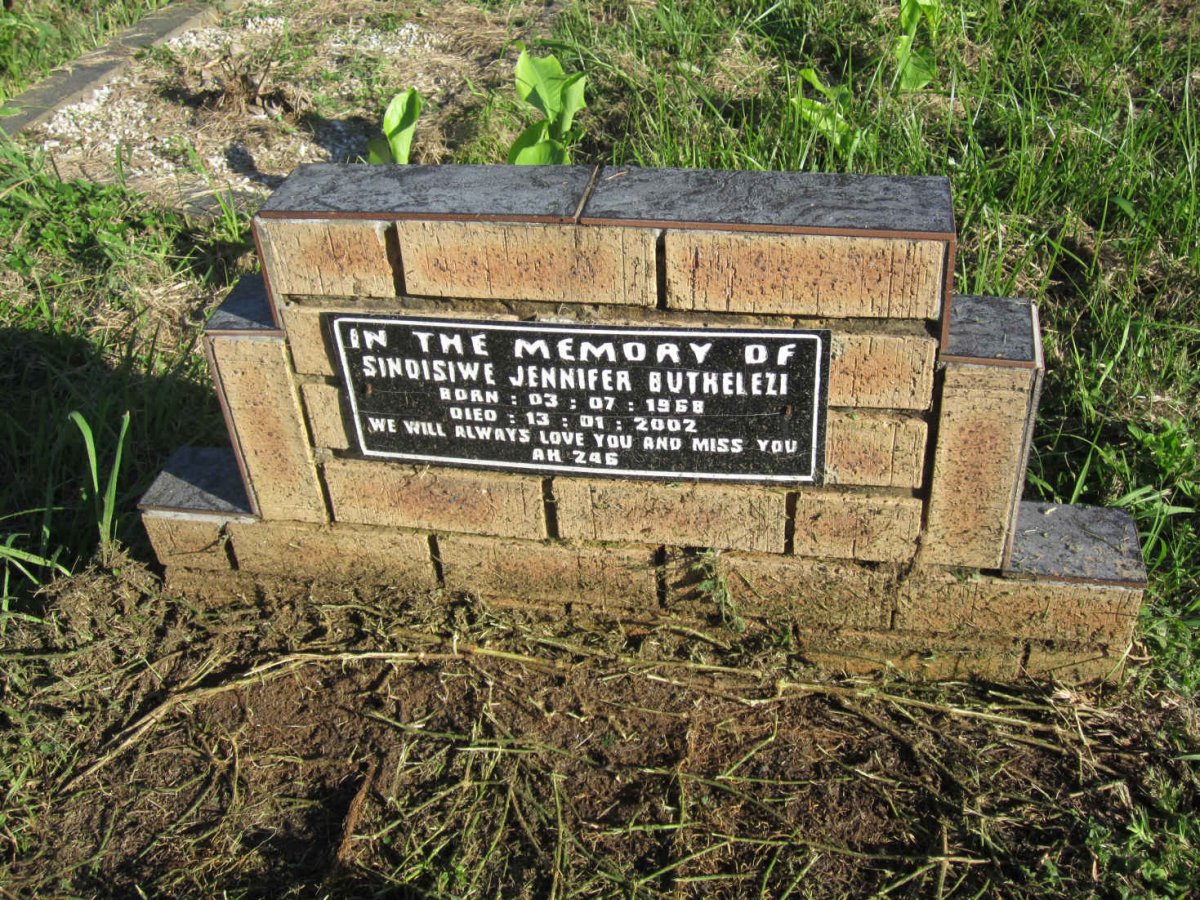 BUTHELEZI Sindisiwe Jennifer 1968-2002