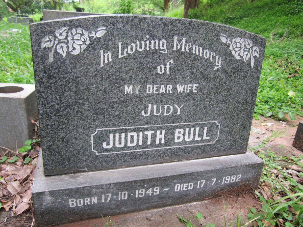 BULL Judith 1949-1982