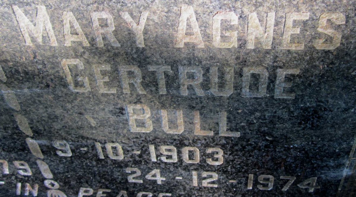 BULL Mary Agnes Gertrude 1903-1974
