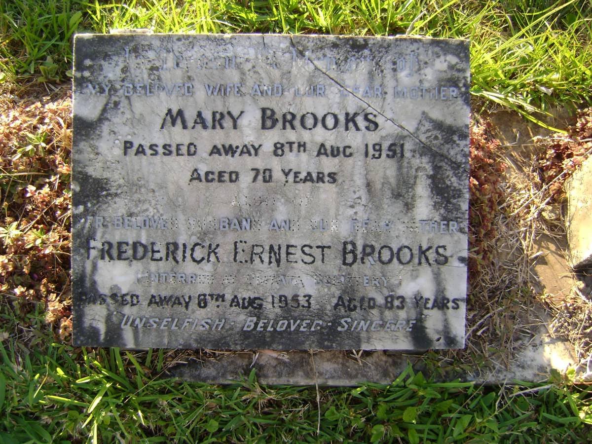 BROOKS Frederick Ernest -1953 &amp; Mary -1951