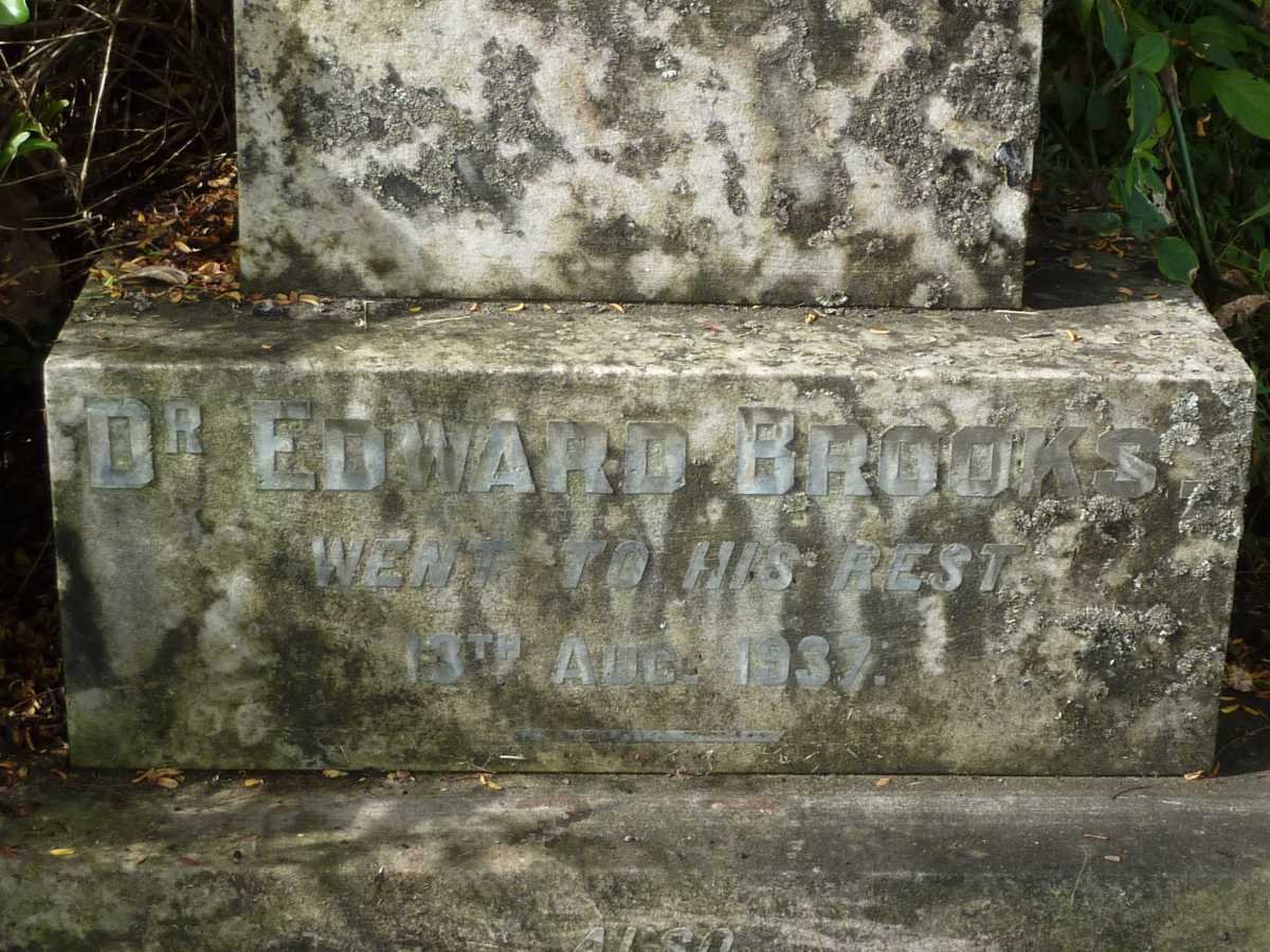BROOKS Edward -1937 &amp; Elizabeth M. -1948