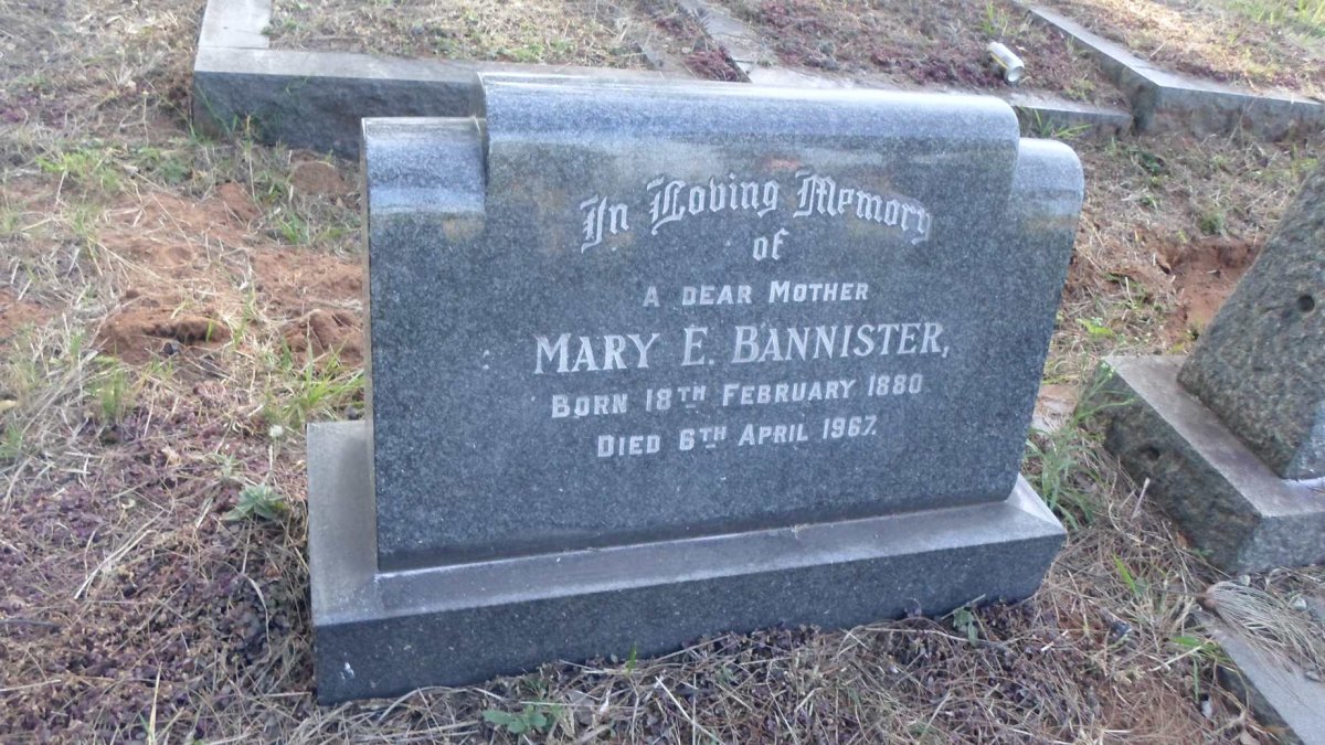 BANNISTER Mary E. 1880-1967