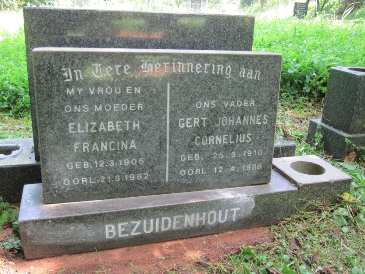 BEZUIDENHOUT Gert Johannes Cornelius 1910-1988 &amp; Elizabeth Francina 1905-1982