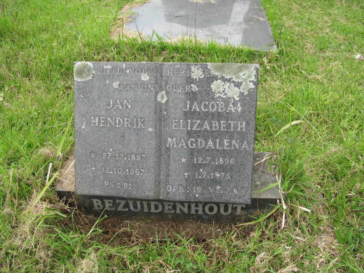 BEZUIDENHOUT Jan Hendrik 1897-1967 &amp; Jacoba Elizabeth Magdalena 1896-1975