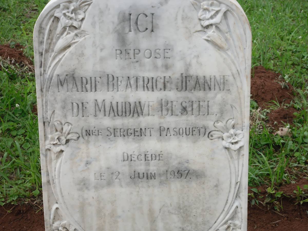 BESTEL Marie Beatrice Jeanne, de MAUDAVE nee SERGENT PASQUET -1957 