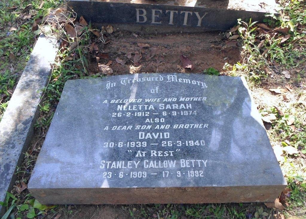 BETTY Stanley Callow 1909-1992 &amp; Neletta Sarah 1912-1974 :: BETTY David 1939-1940