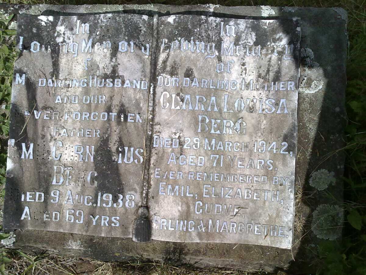 BERG Emil Cornelius -1938 &amp; Clara Louisa -1942