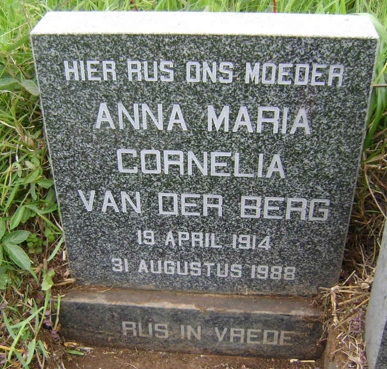 BERG Michiel Christiaan, van der 1941-2007 &amp; Anna Maria Cornelia 1914-1988
