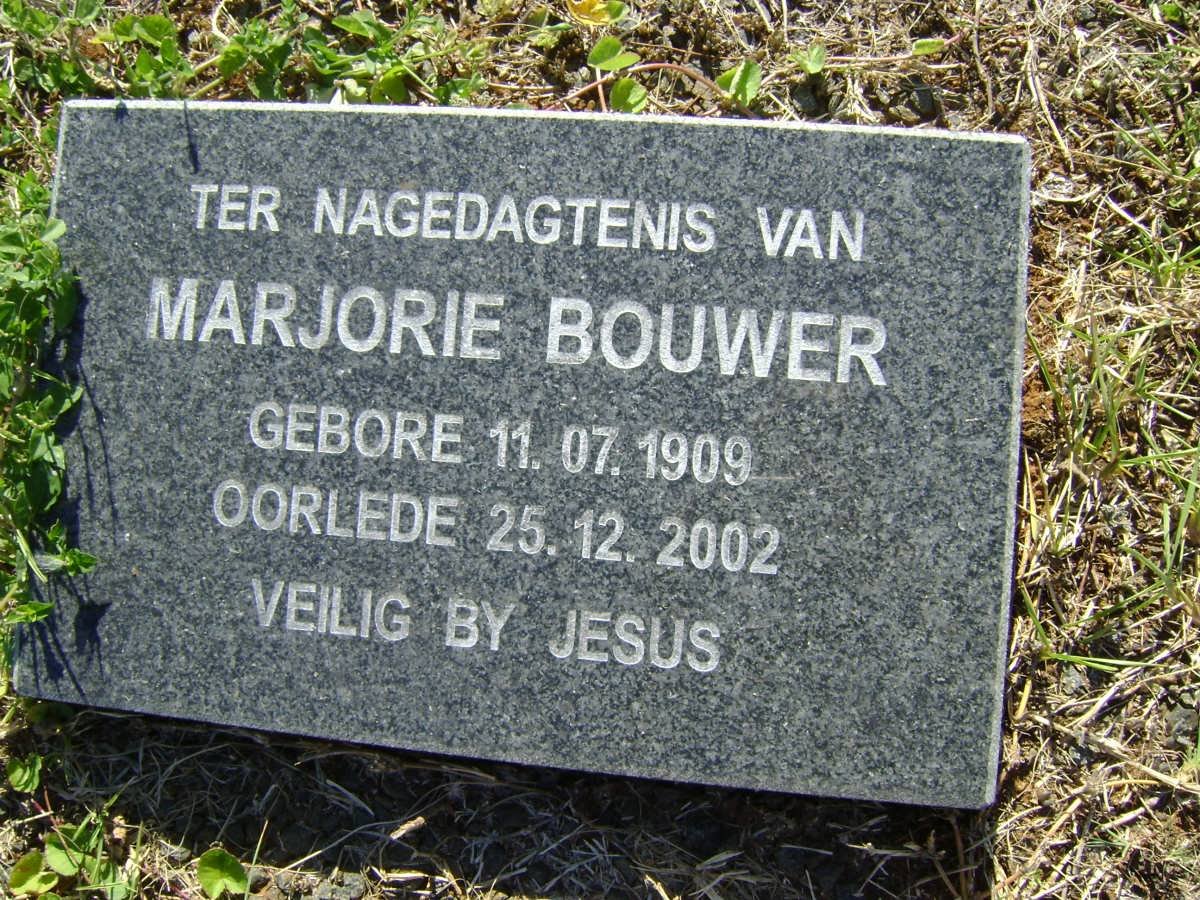 BOUWER Marjorie 1909-2002
