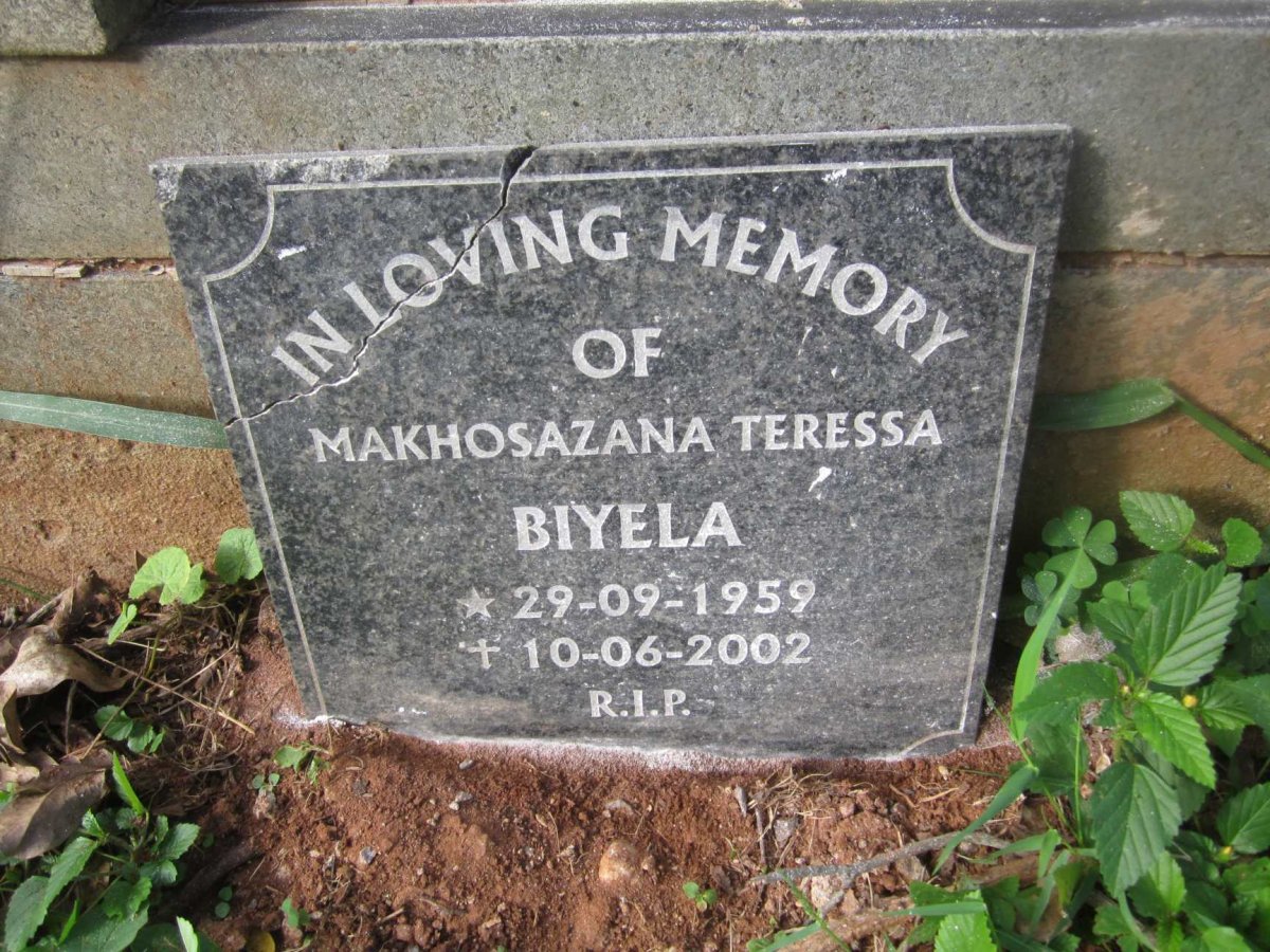 BIYELA Makhosazana Teresa 1959-2002