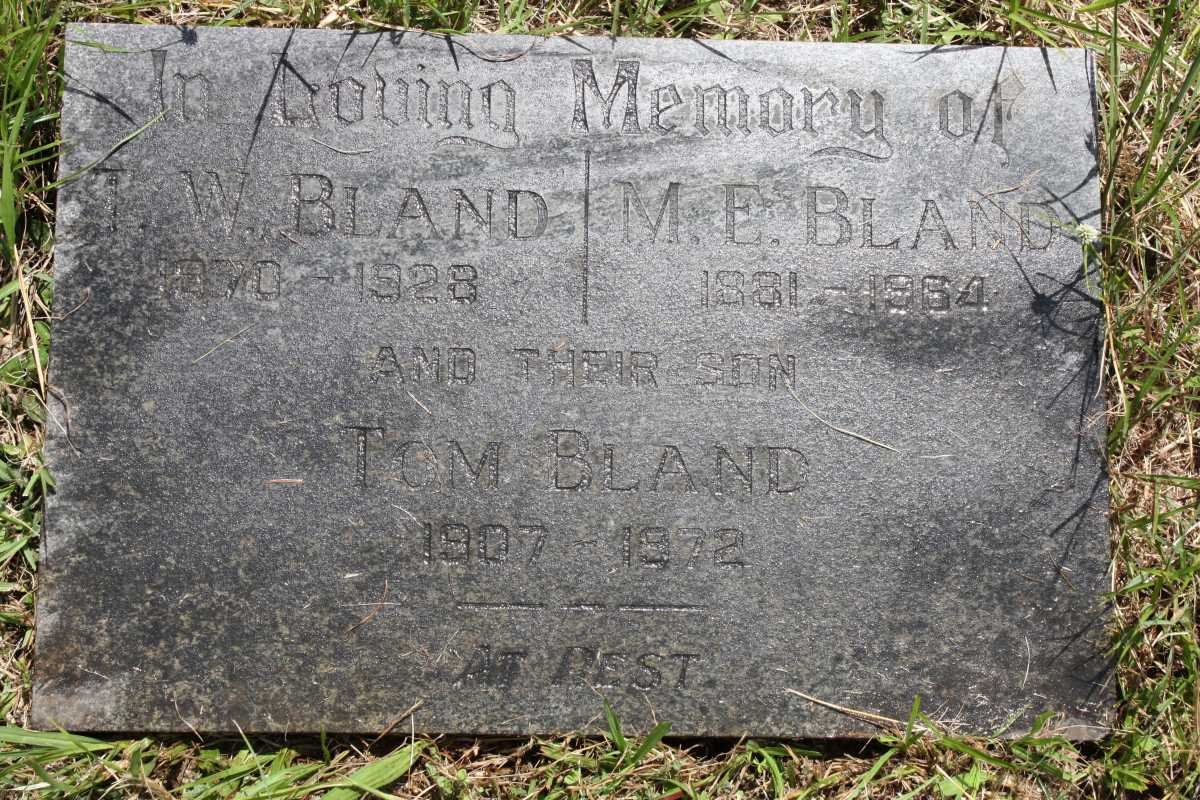 BLAND T.W. 1870-1928 &amp; M.E. 1881-1964 :: BLAND Tom 1907-1972