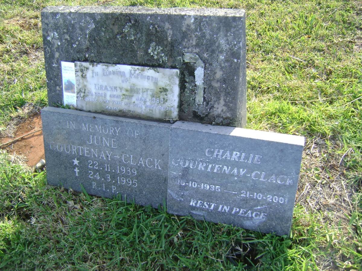 CLACK Charlie, Courtenay 1935-2001 &amp; June 1939-1995 :: BRITZ Granny -1960