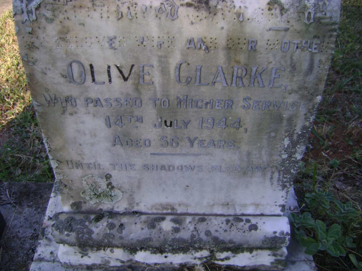 CLARKE Olive -1944