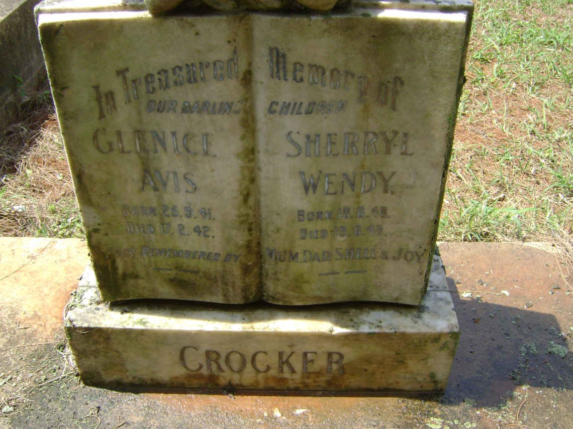 CROCKER Glenice Avis 1941-1942 :: CROCKER Sherryl Wendy 1943-1943
