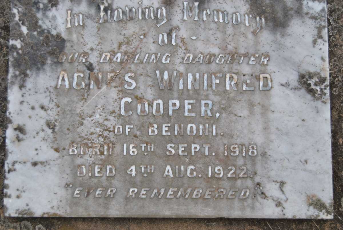COOPER Agnes Winifred 1918-1922